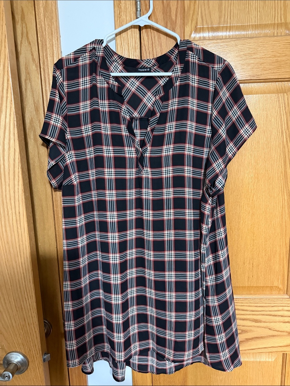 Torrid Black, Rust and White Plaid Short-Sleeve Tunic